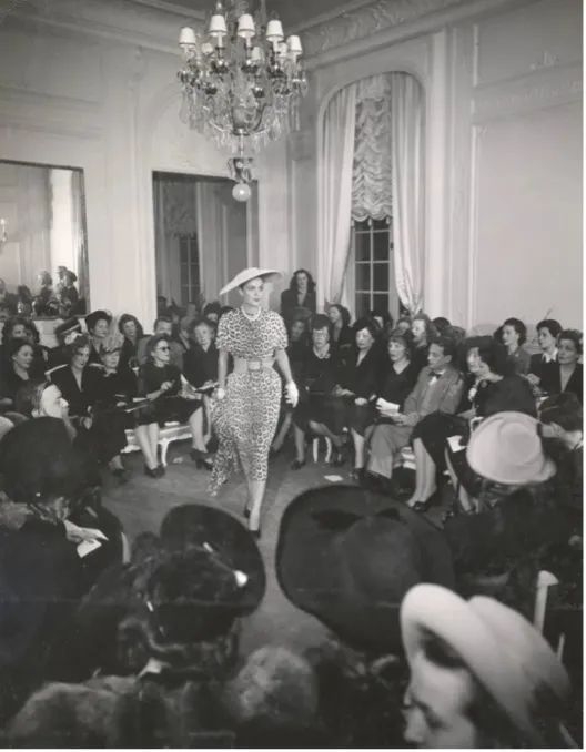 Dior1940年发布系列